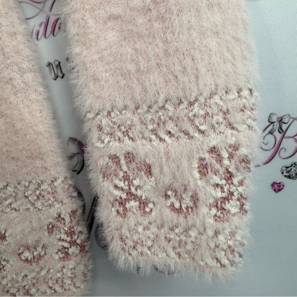 Ganpati sweater soft fuzzy furry Pale Pink Floral-Applique Crewneck Sweater - Picture 5 of 10